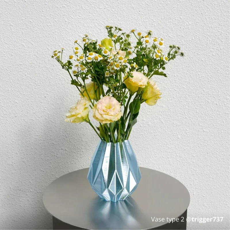 Bambu Lab G01-B0-1.75-1000-SPLFREE Bambu PETG Translucent Filament - Translucent Light Blue view 3