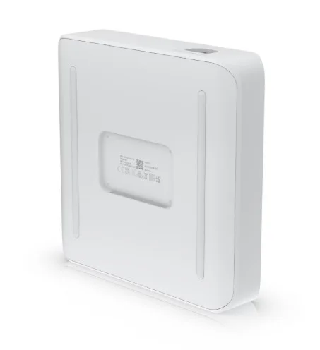 Ubiquiti USW-Lite-16-POE (45W) Lite 16 PoE view 3