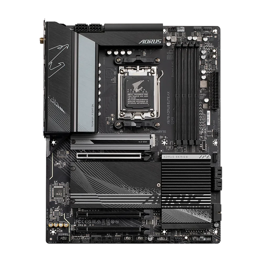 Gigabyte X670 AORUS ELITE AX V 1.0 view 2