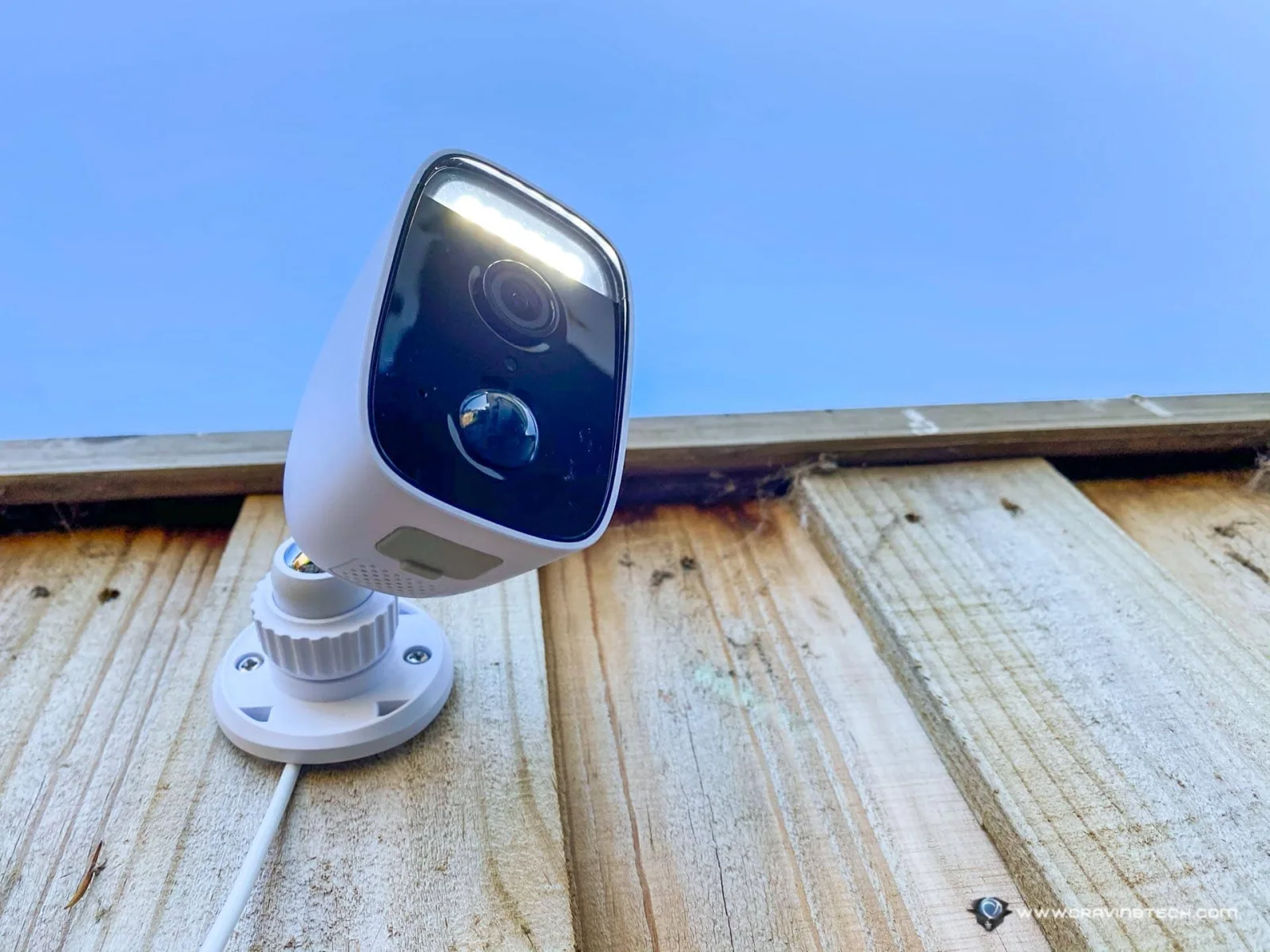 D-LINK DCS-8630LH FHD Outdoor Spotlight Camera with Smart Hub