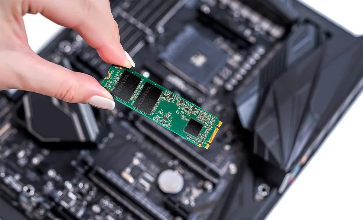 ADATA ASU650NS38-512GT-C ADATA SU650 512GB M.2 2280 SATA AD 1011
